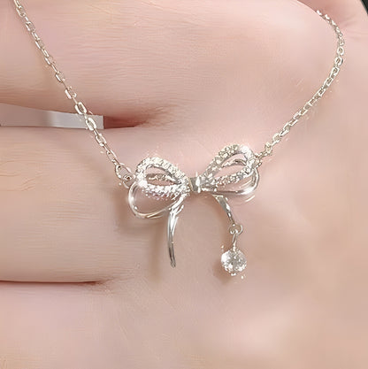 Korean Crystal Bowknot Pendant Necklaces For Women Cute Shiny Bow Clavicle Choker Necklace Sliver Chains Fashion Jewelry Gifts